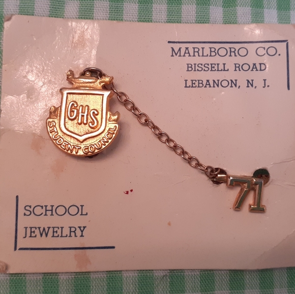Vintage Jewelry - Vintage GHS High School Student Council Pin 1971